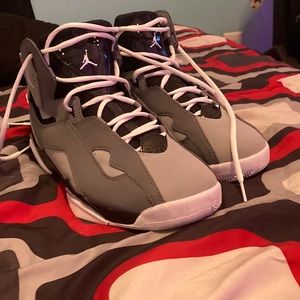 I don’t have anything to go with the shoes